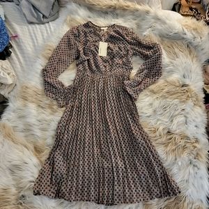 The Korner Ruffle Dress